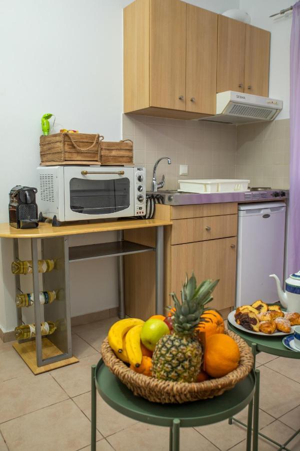 Warm Studio Apartment In Heraklion Exterior photo